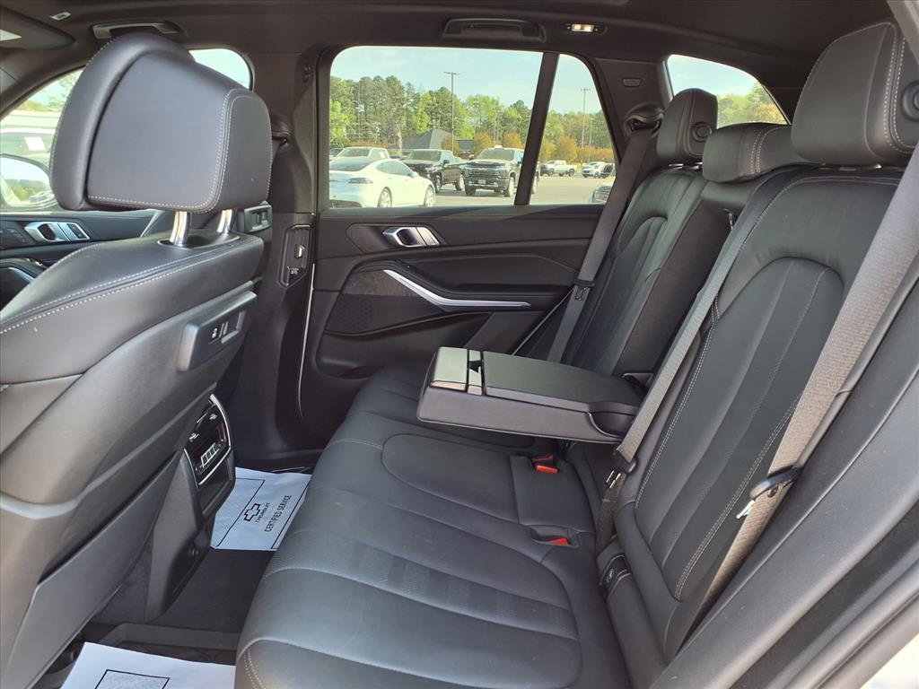 Used 2022 BMW X5 xDrive40i w/ M Sport Package image 21
