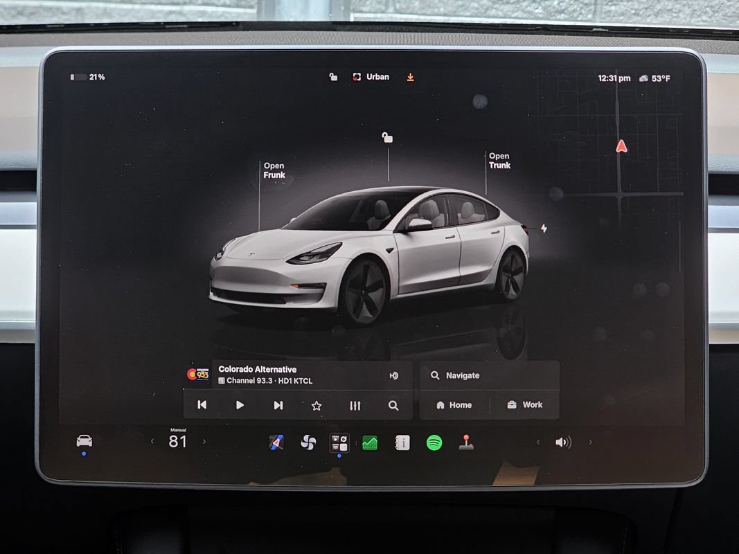 Used 2022 Tesla Model 3 Long Range AWD/4WD image 27