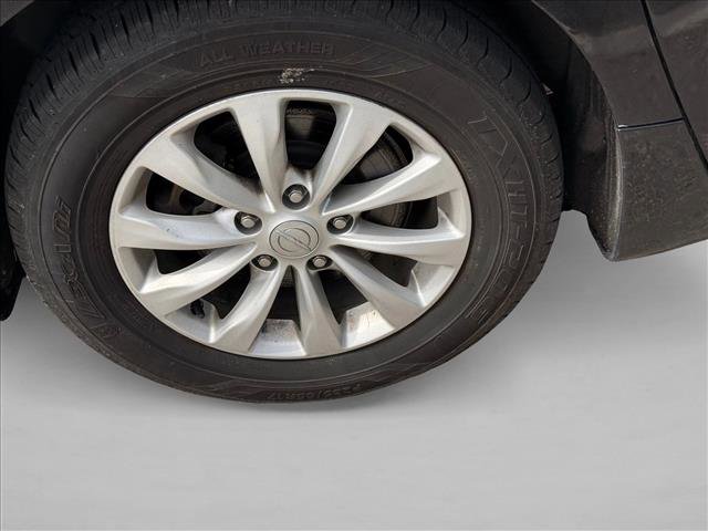 Used 2019 Chrysler Pacifica Touring-L FWD image 8