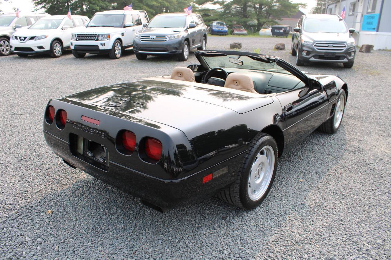 Used 1996 Chevrolet Corvette Convertible RWD image 7