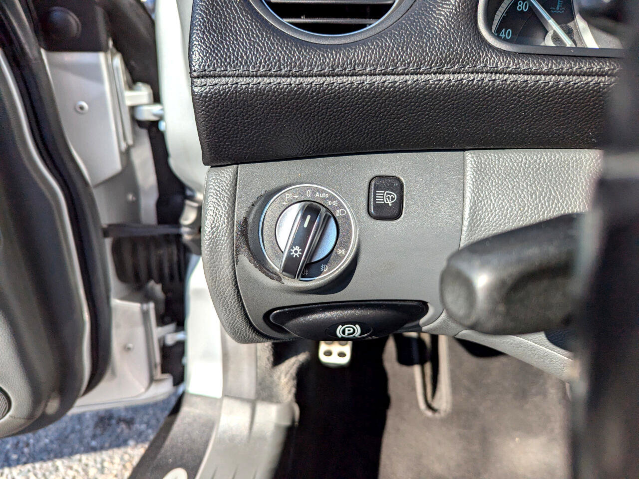 Used 2005 Mercedes-Benz SL 500 image 15