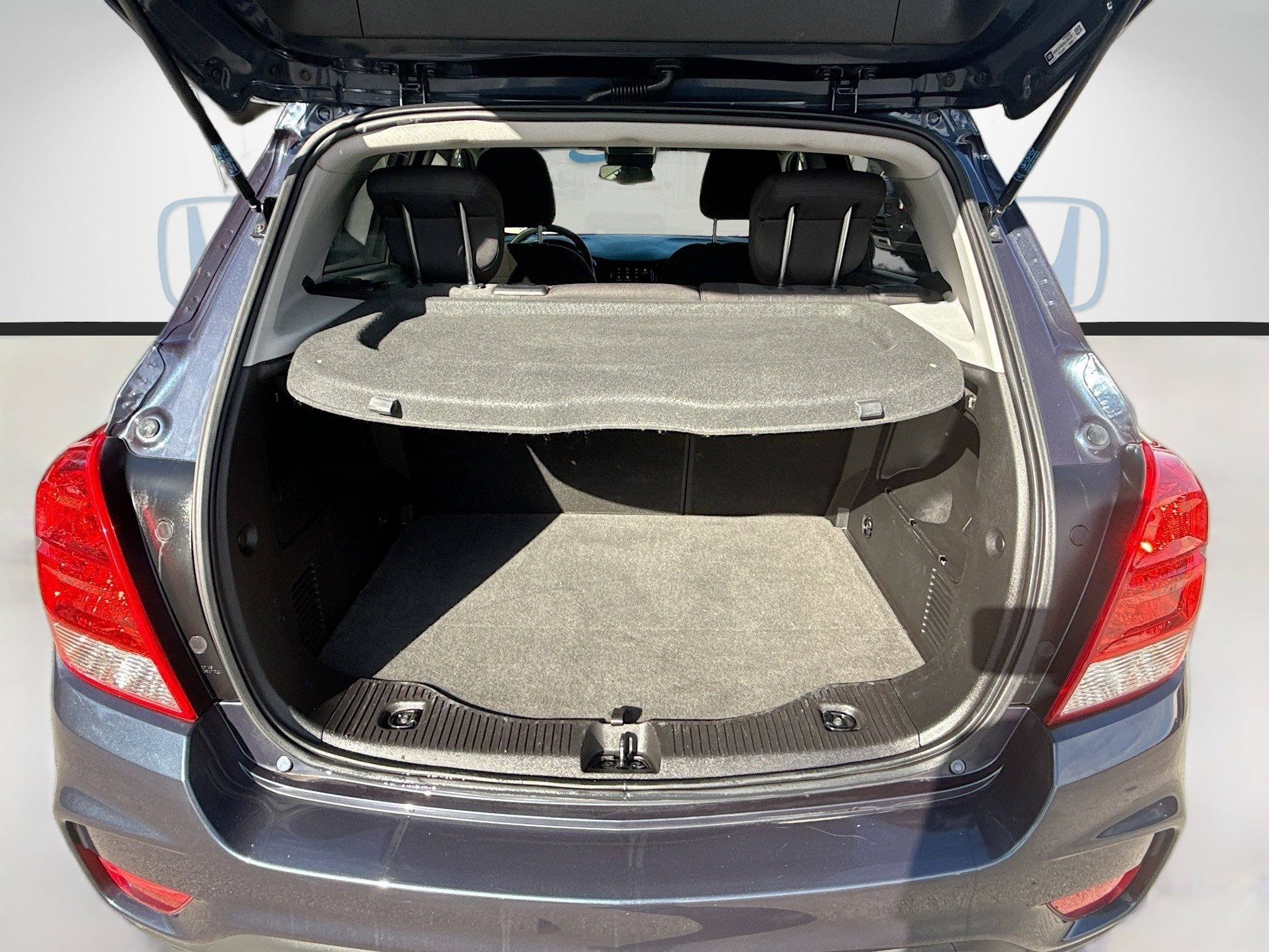 Used 2019 Chevrolet Trax LS w/ Tint and Cruise Package image 23