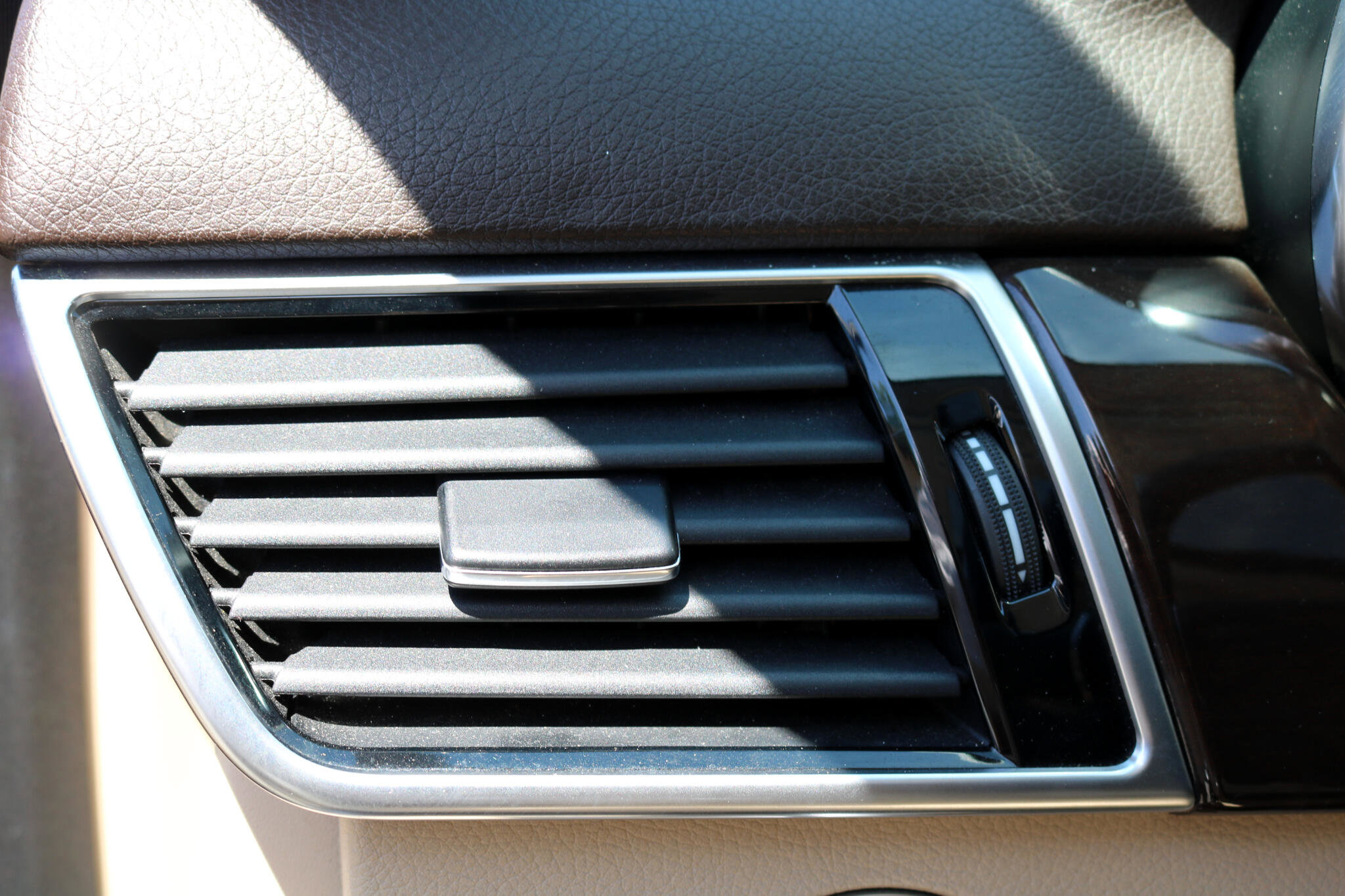 Used 2016 Mercedes-Benz GLE 350 RWD 4dr GLE 350 w/ Premium Package image 70