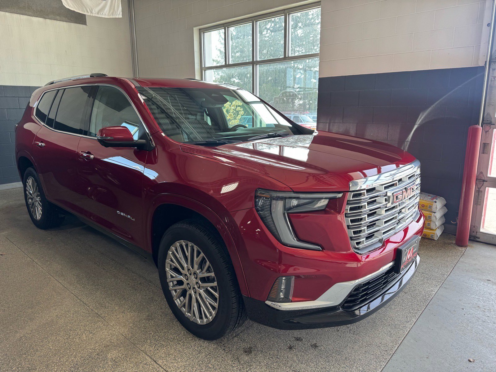Certified 2024 GMC Acadia Denali w/ LPO, Floor Liner Package AWD/4WD image 3