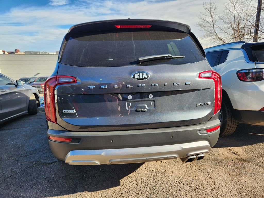 Used 2020 Kia Telluride SX w/ SX Prestige Package image 3
