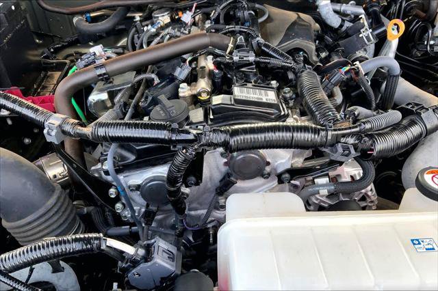 Certified 2025 Toyota Tacoma TRD Sport AWD/4WD image 33