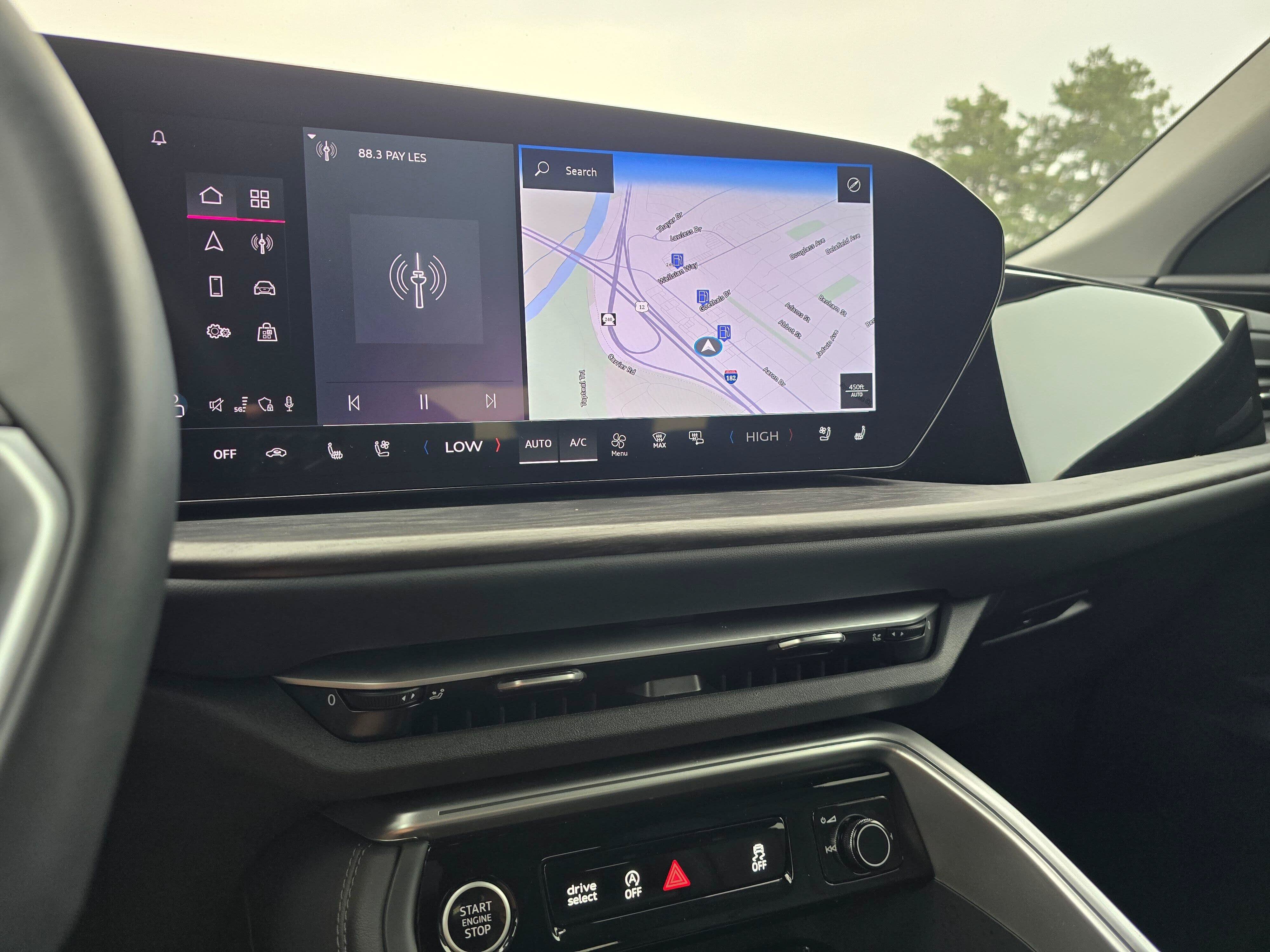 Certified 2025 Audi Q5 Premium Plus w/ Premium Plus AWD/4WD image 18