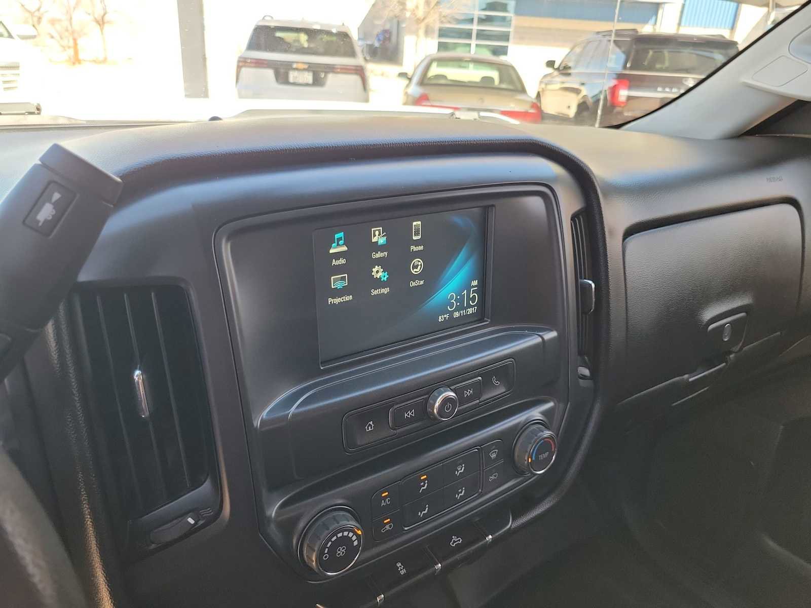 Used 2018 Chevrolet Silverado 2500 W/T image 24