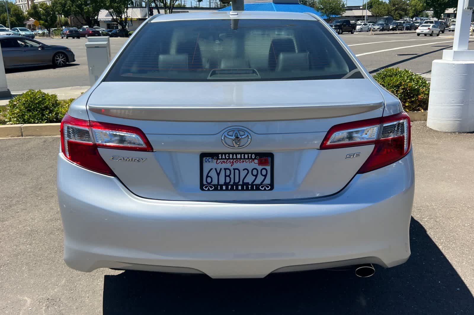Used 2012 Toyota Camry SE FWD image 5