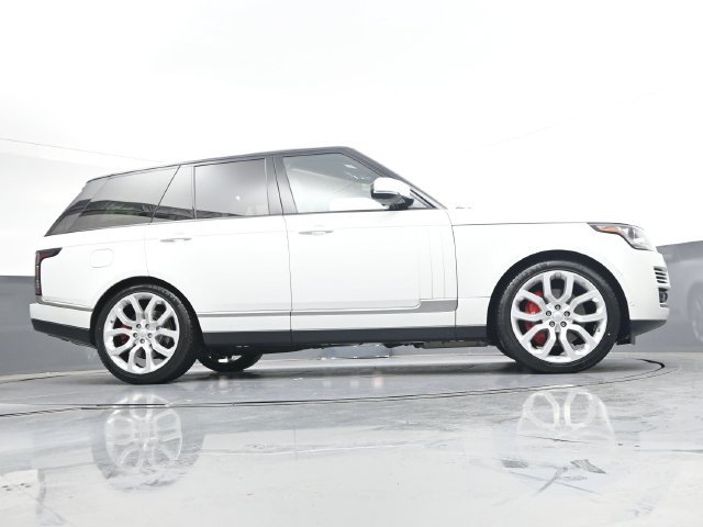 Used 2016 Land Rover Range Rover Supercharged AWD/4WD image 30