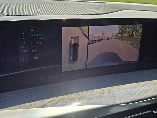 New 2025 Cadillac Escalade IQ Sport 2 image 30