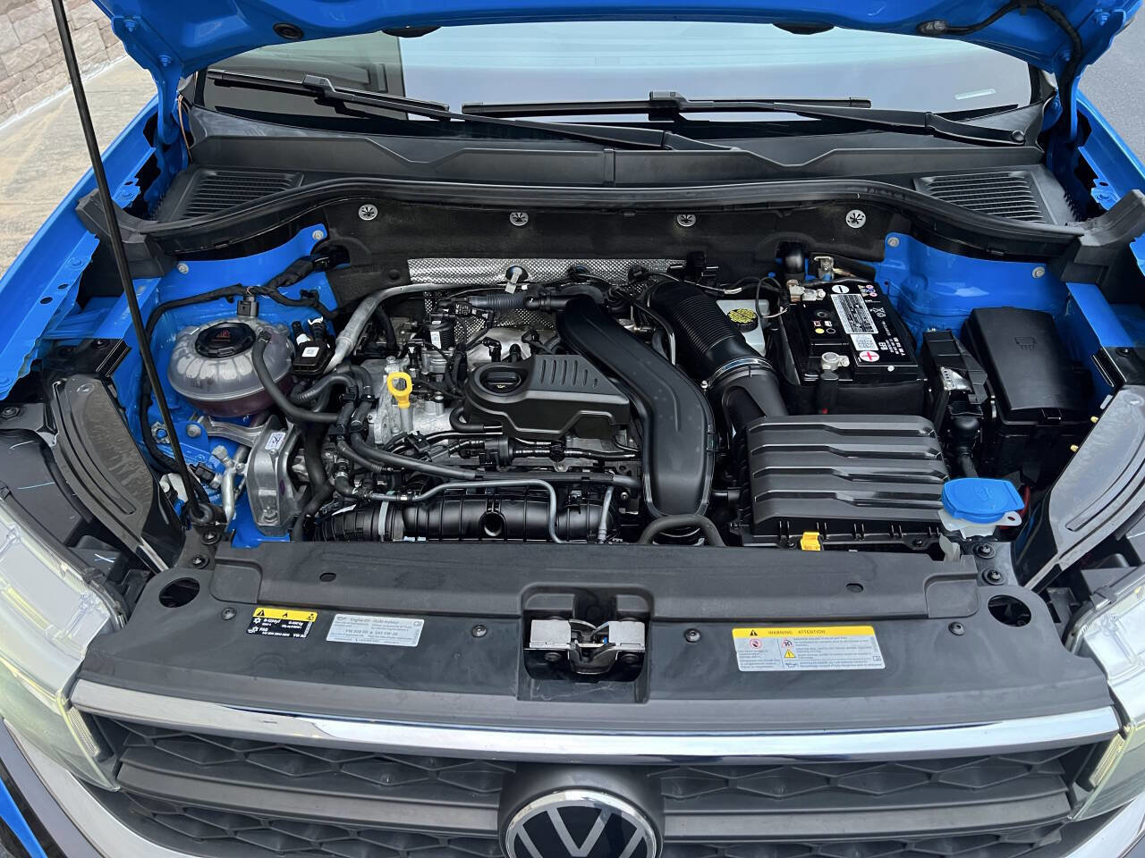 Used 2022 Volkswagen Taos SE image 21