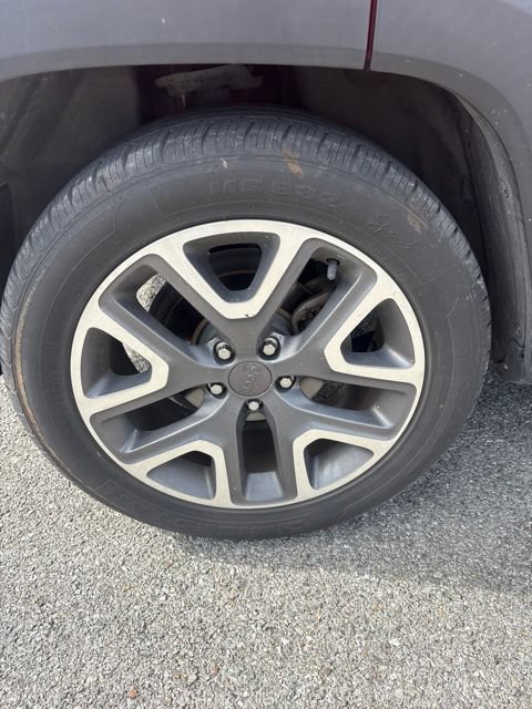 Used 2016 Jeep Renegade Latitude FWD image 53