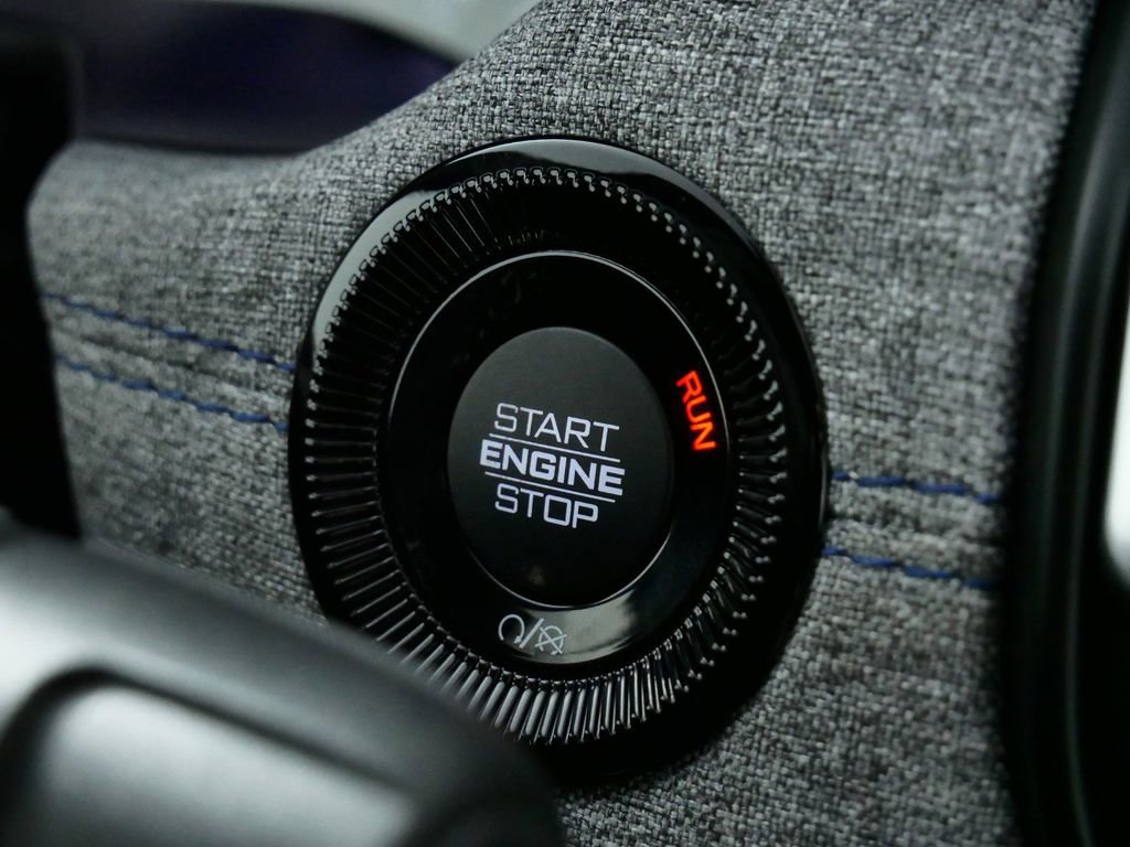 Used 2024 Jeep Compass Latitude image 49