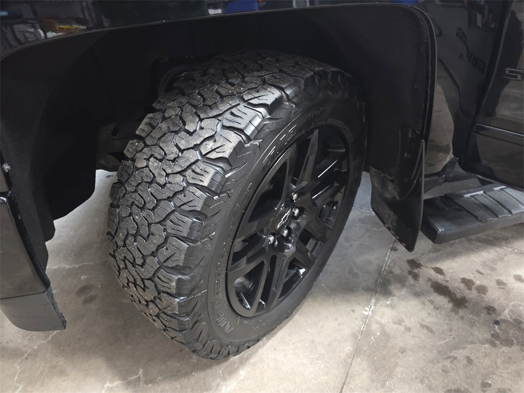 Used 2015 Chevrolet Silverado 1500 LT w/ Midnight Edition image 33