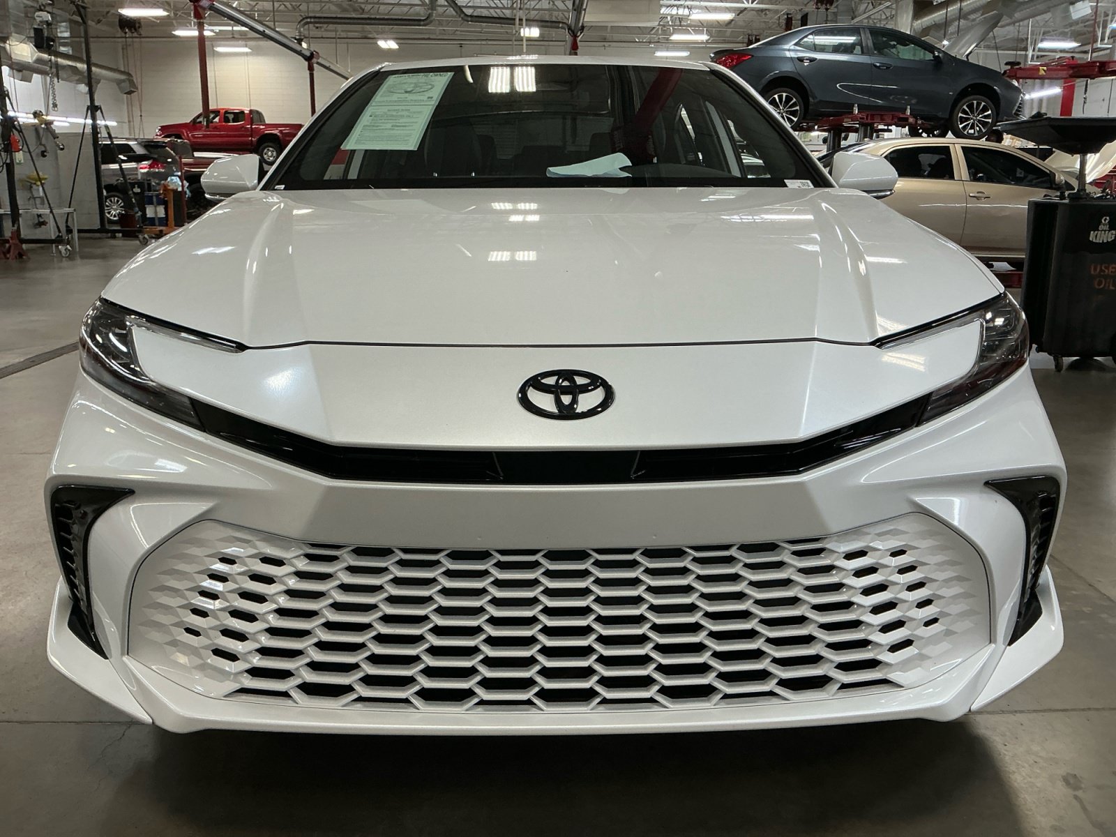 Used 2026 Toyota Camry XSE FWD image 23