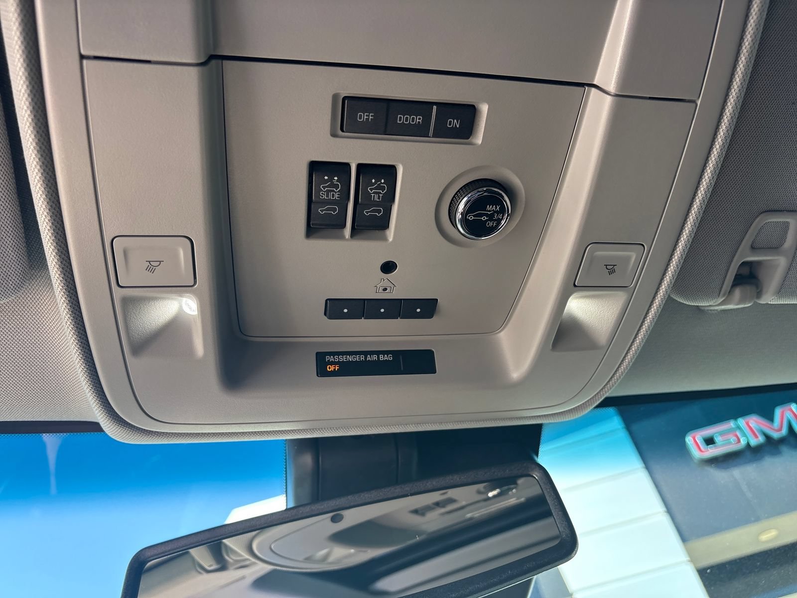 Used 2020 GMC Yukon SLT AWD/4WD image 43