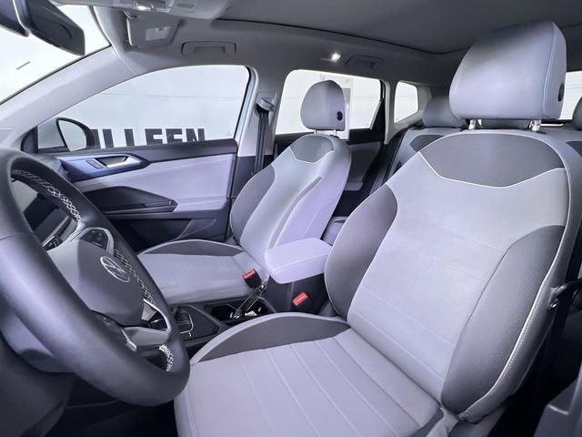 Used 2024 Volkswagen Taos SE image 11