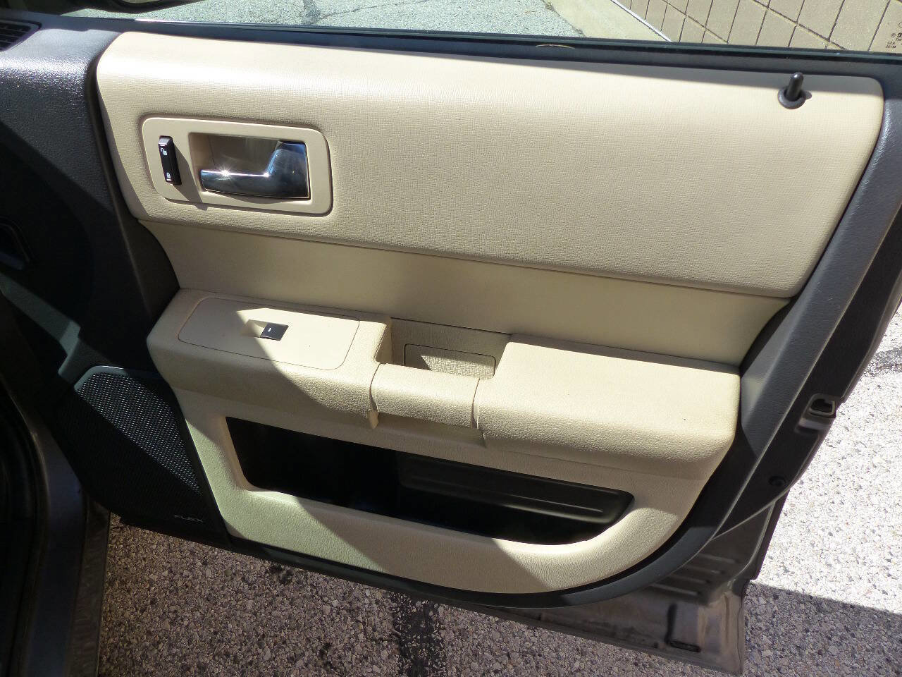 Used 2014 Ford Flex SE FWD image 24