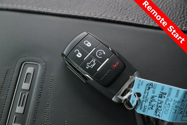 Used 2024 RAM 2500 Limited image 3