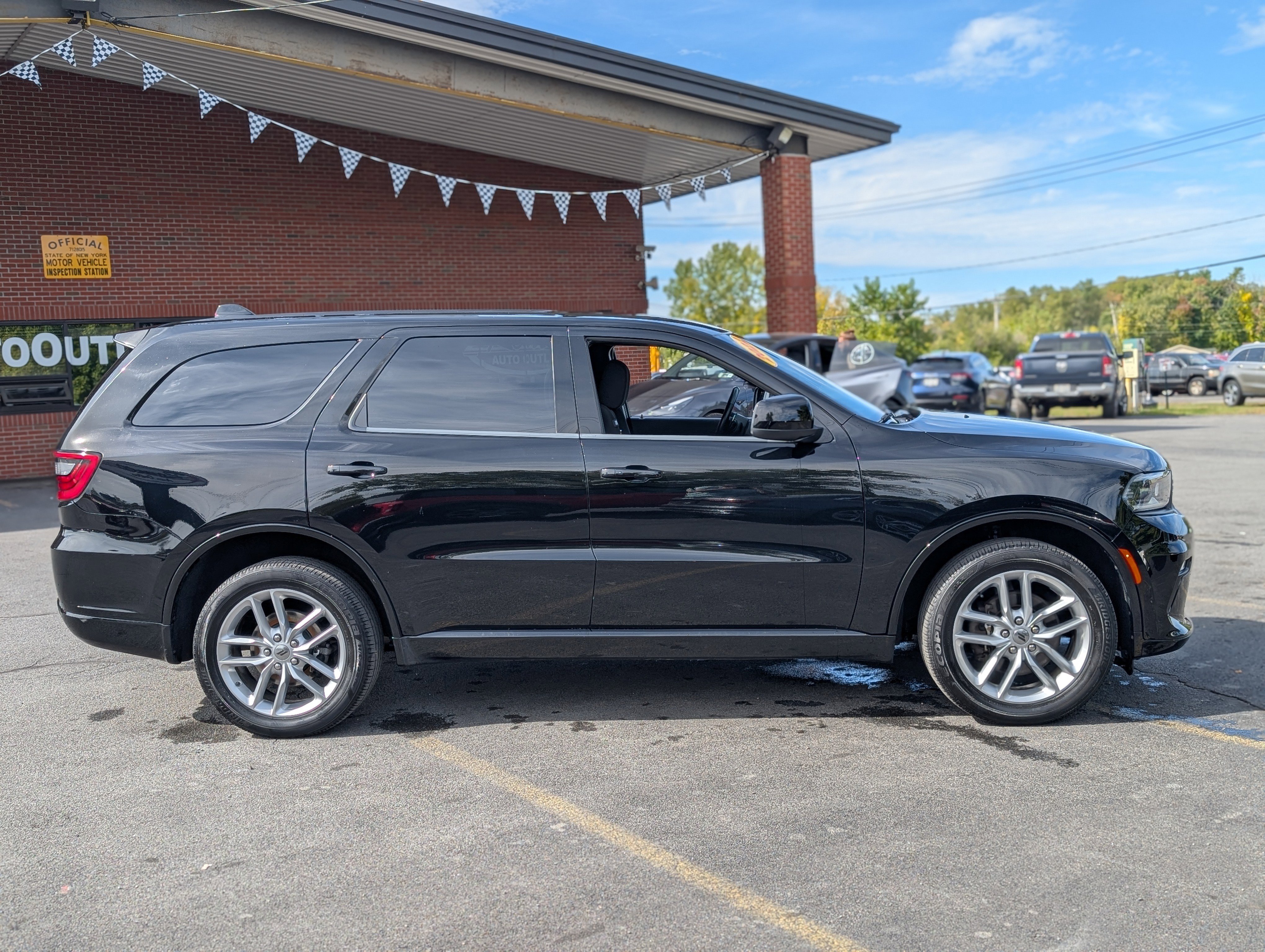 Used 2022 Dodge Durango GT image 11