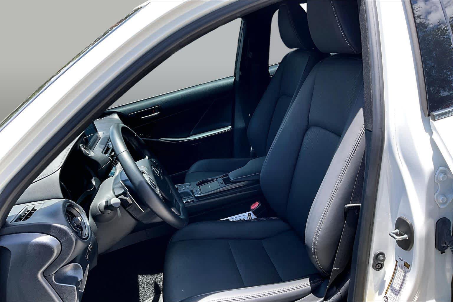 Used 2025 Lexus IS 350 F Sport w/ Accessory Package RWD image 8