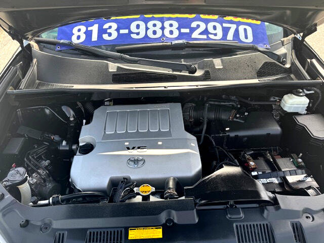 Used 2011 Toyota Highlander Limited image 24