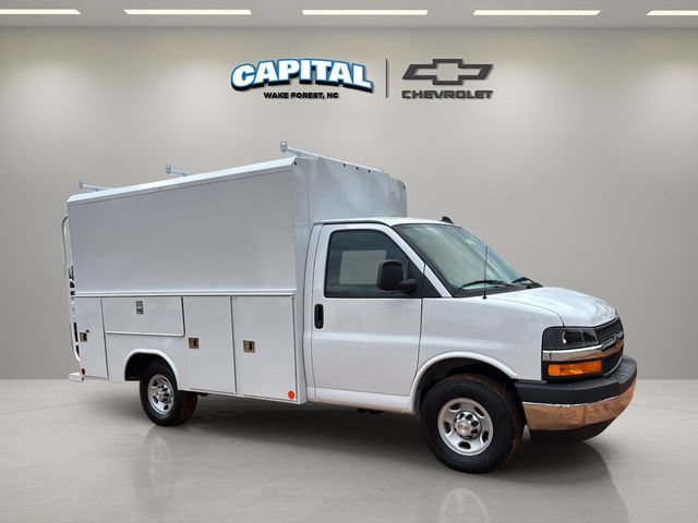New 2025 Chevrolet Express 3500 w/ Power Convenience Package RWD image 14