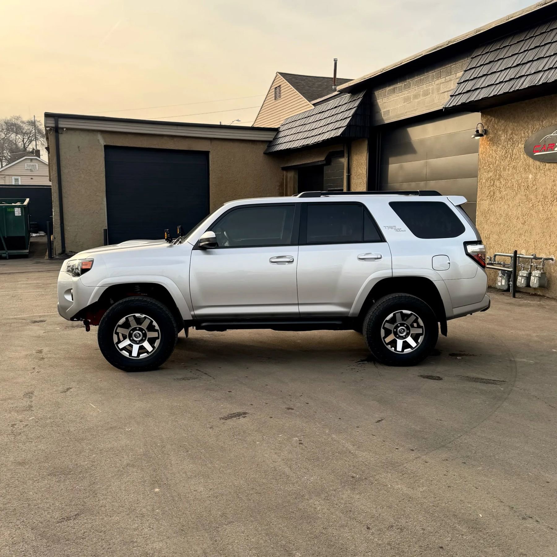 Used 2019 Toyota 4Runner TRD Off-Road AWD/4WD image 14