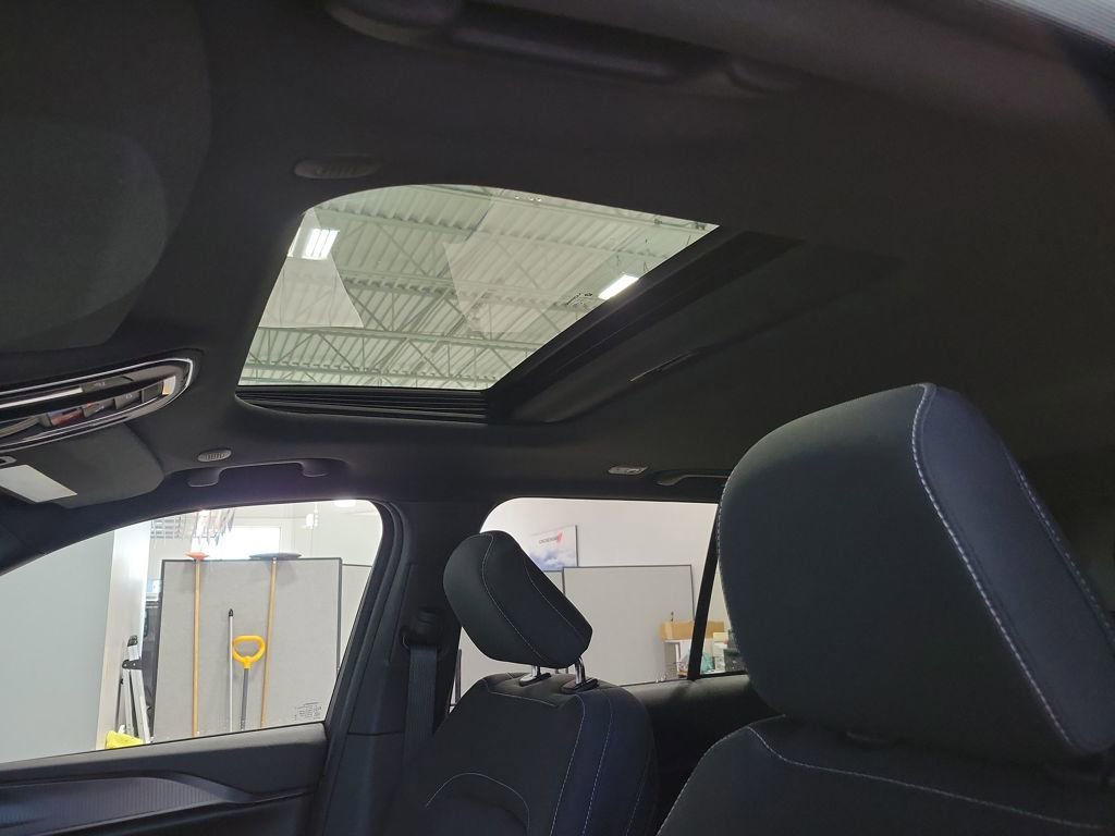 New 2026 Jeep Grand Cherokee Laredo X image 12