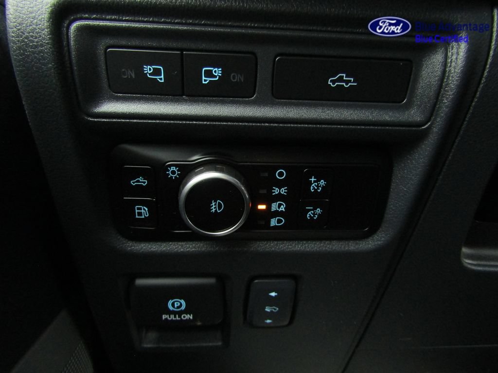 Used 2023 Ford F150 Lariat AWD/4WD image 19