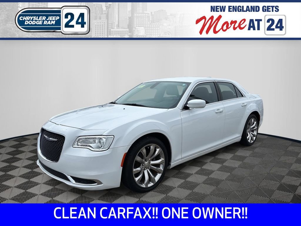 Used 2019 Chrysler 300 Touring w/ Quick Order Package 2EF image 1
