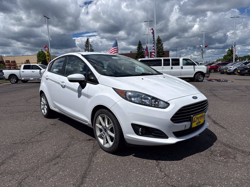 Used 2017 Ford Fiesta SE w/ Equipment Group 201A FWD image 7