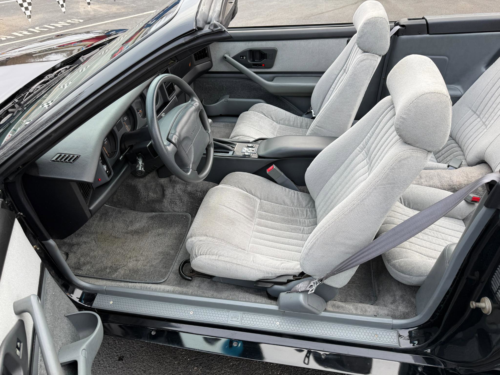 Used 1991 Pontiac Firebird Convertible image 23