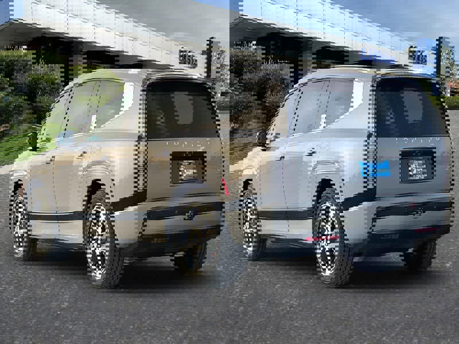 New 2026 Hyundai Ioniq 9 Calligraphy image 6