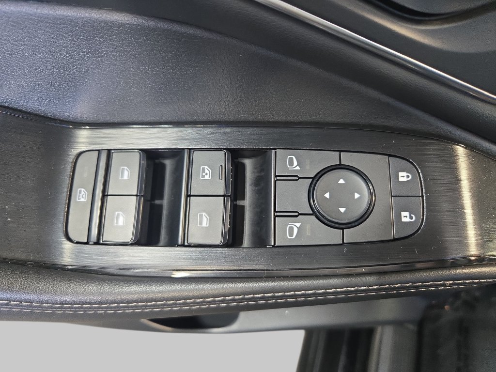 Used 2021 Nissan Rogue SV AWD/4WD image 33