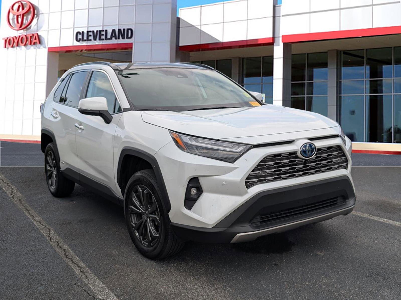 Used 2024 Toyota RAV4 Limited w/ Advanced Technology Package AWD/4WD image 2
