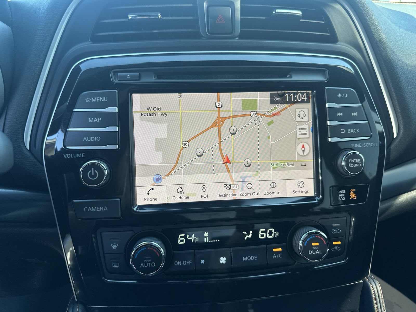 Used 2022 Nissan Maxima SR w/ Sport Mat Group FWD image 14