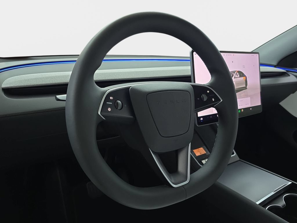 Used 2026 Tesla Model Y AWD image 19