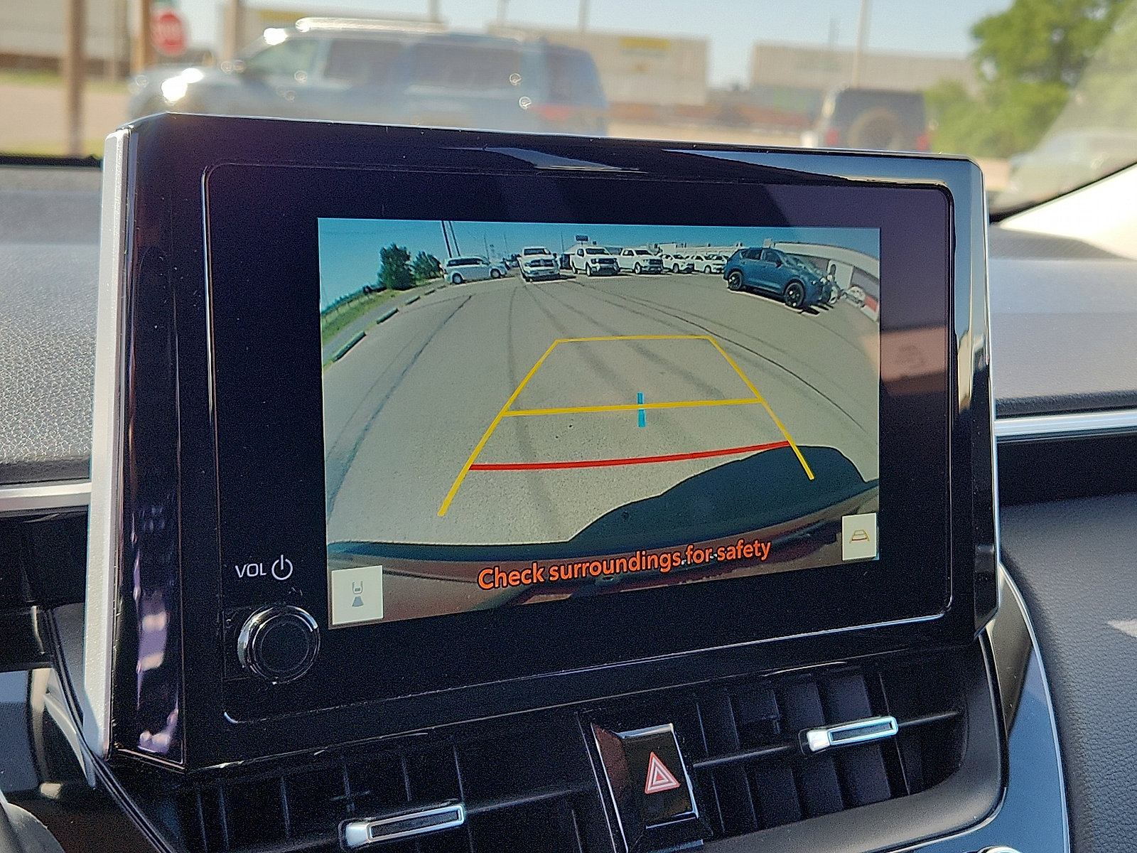 Used 2024 Toyota Corolla Cross XLE image 14