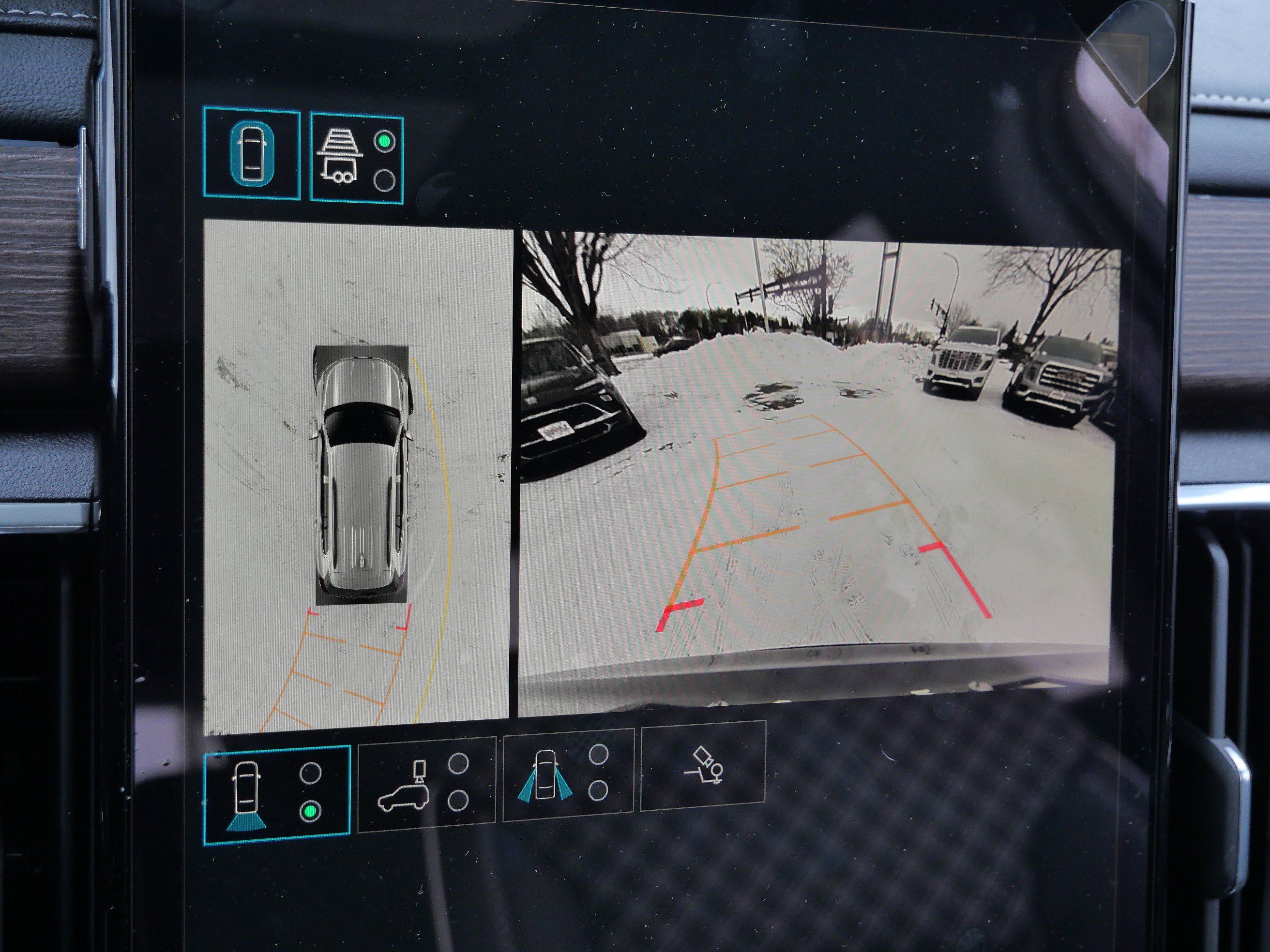 New 2026 GMC Acadia Denali image 9