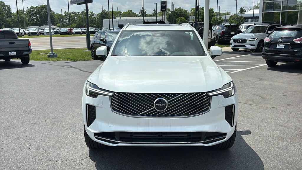 New 2026 Volvo XC90 T8 Plus w/ Protection Package Premier AWD/4WD image 5