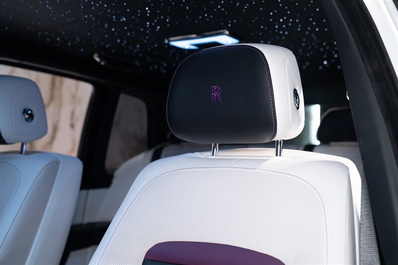 Used 2023 Rolls-Royce Cullinan Black Badge AWD/4WD image 7
