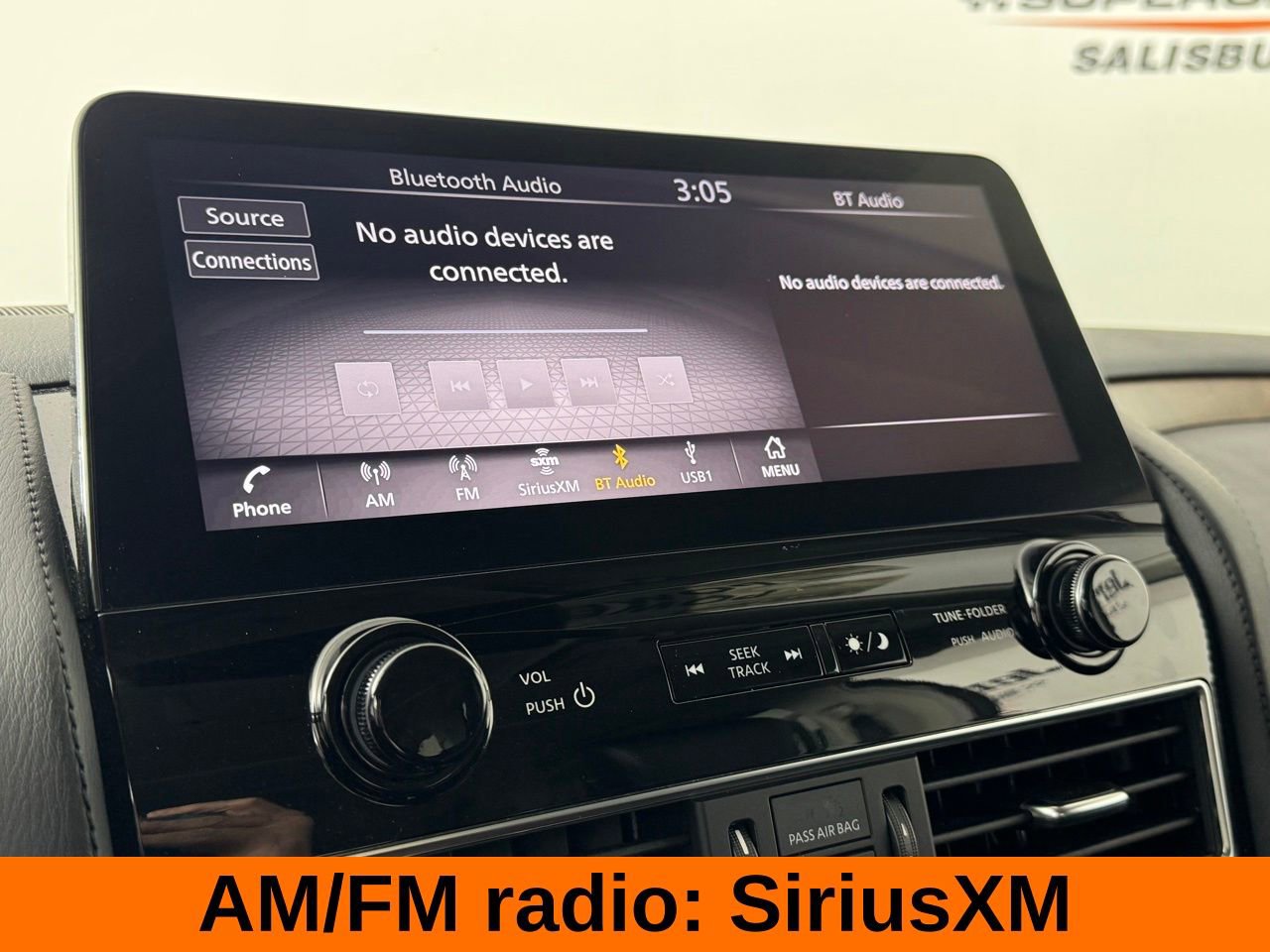 Used 2024 Nissan Armada SL w/ Captain's Chairs Package image 18