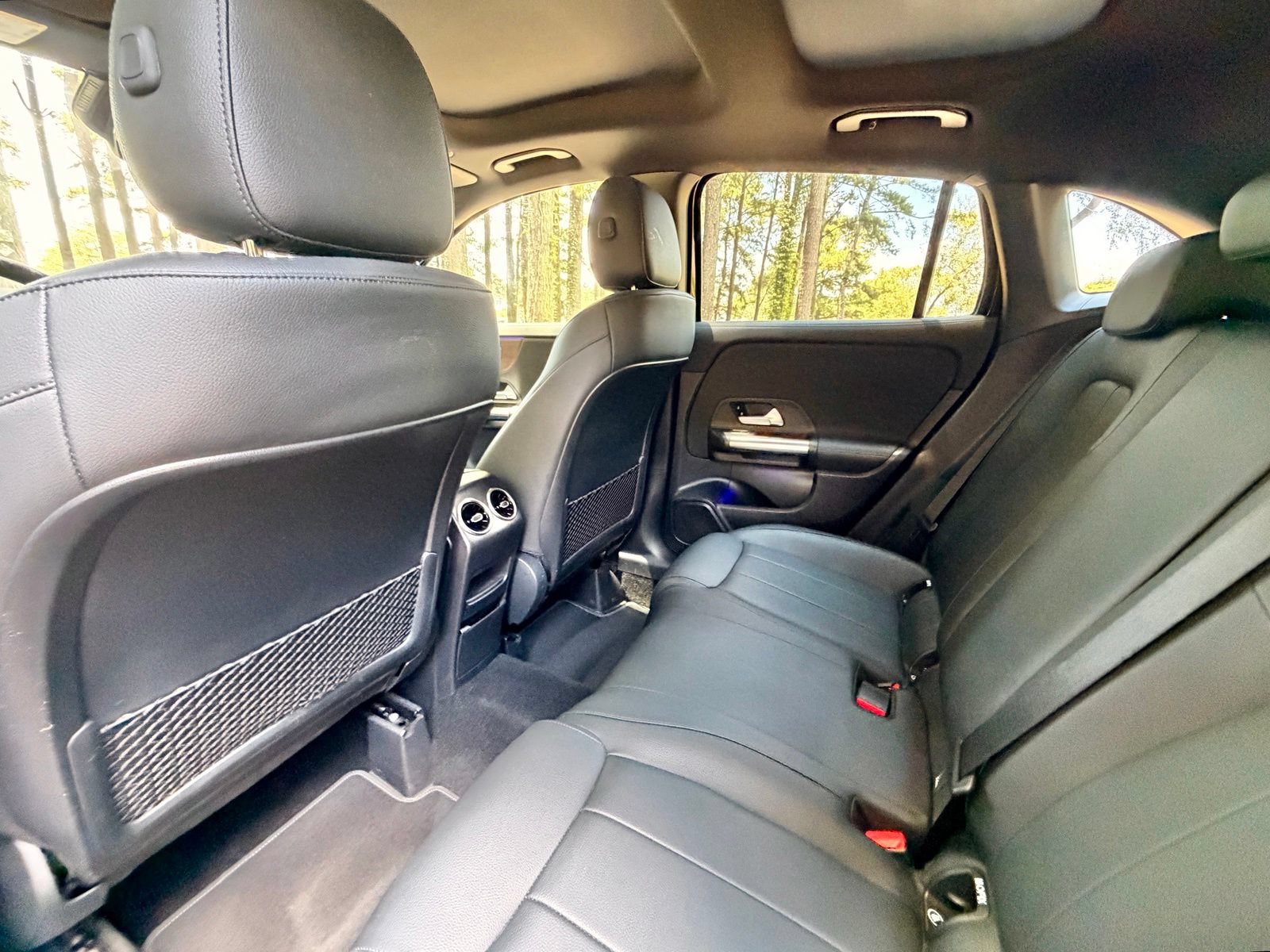 Used 2022 Mercedes-Benz GLA 250 4MATIC image 13