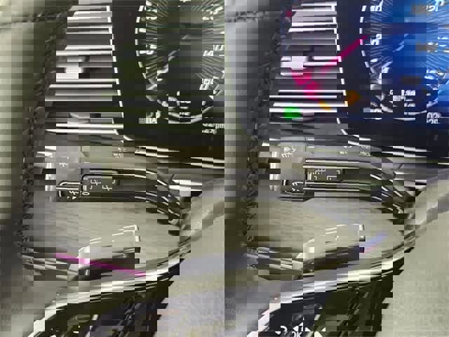 Certified 2025 Mercedes-Benz GLE 450e 4MATIC image 27