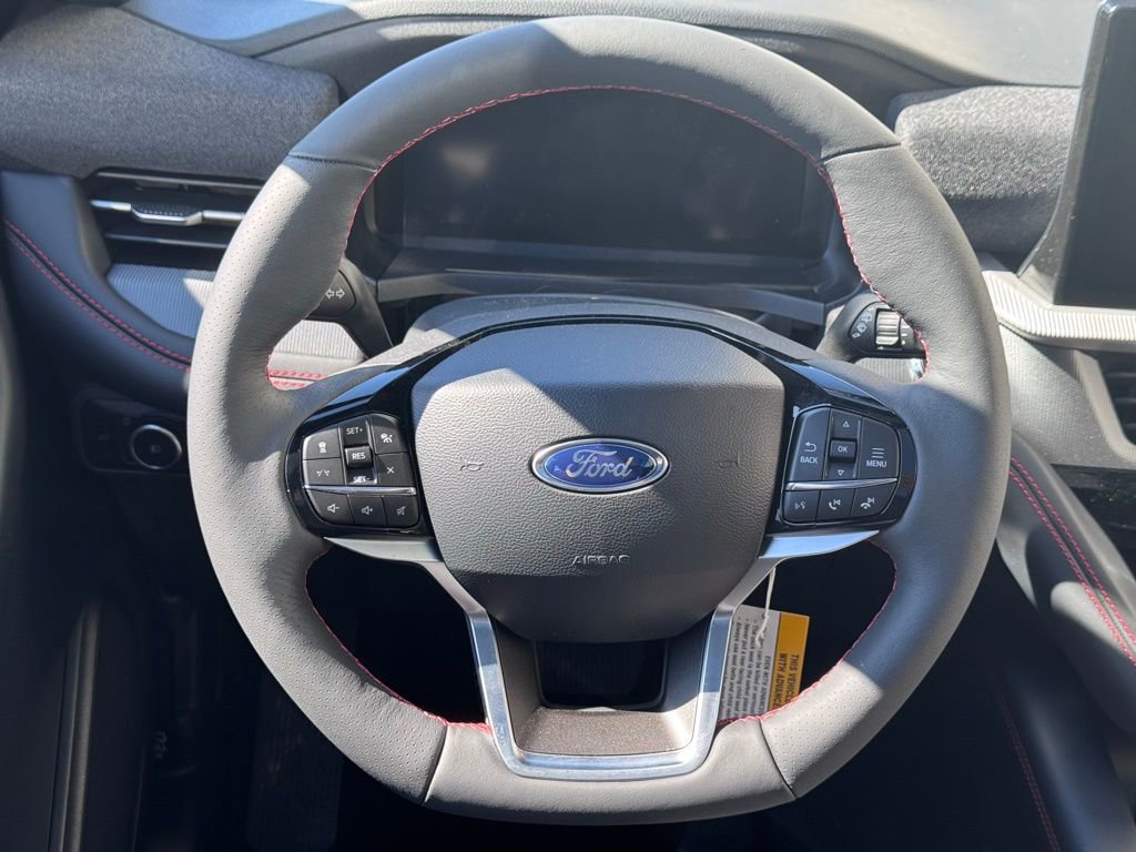 New 2026 Ford Explorer ST-Line w/ ST-Line Street Pack image 14