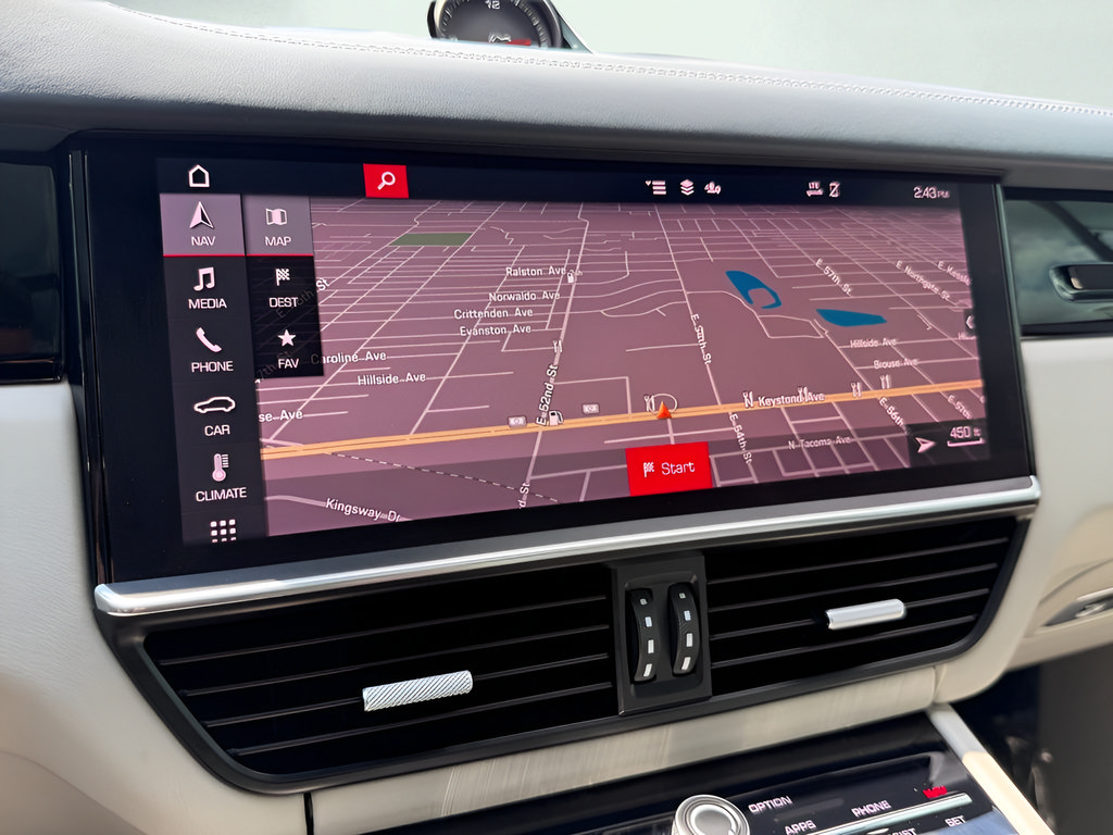 Used 2021 Porsche Cayenne AWD/4WD image 54