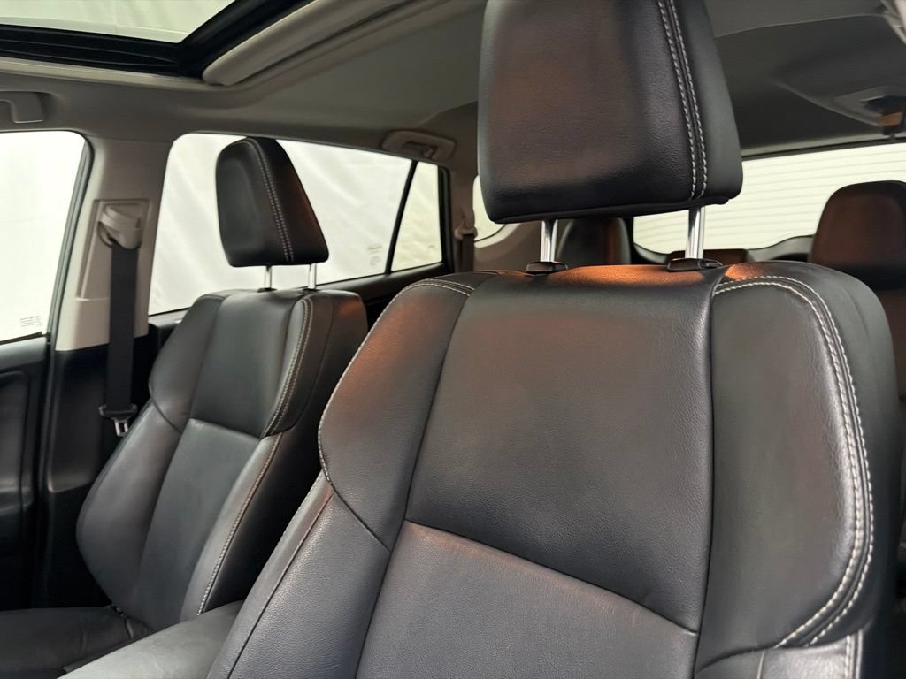 Used 2017 Toyota RAV4 Limited w/ Advanced Technology Package FWD image 14