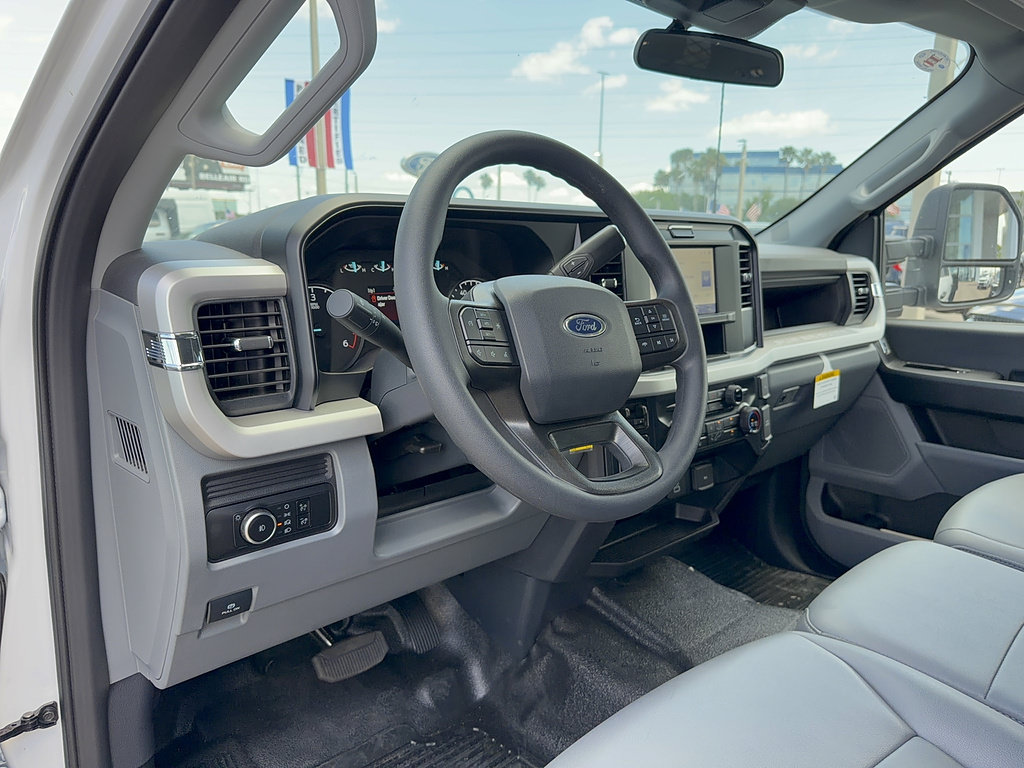 New 2026 Ford F350 XL w/ XL Chrome Package RWD image 19